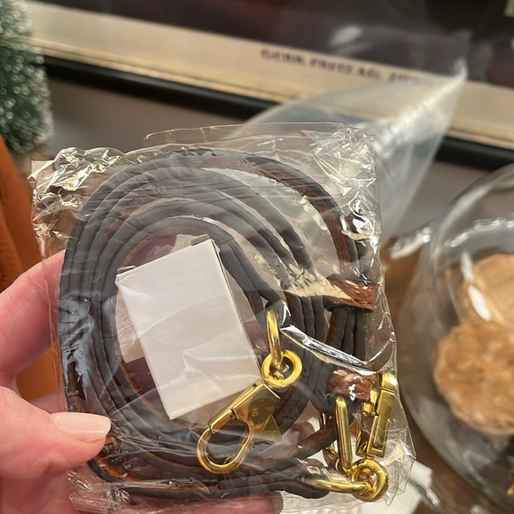 British tan Satchel Bag - Picture 7 of 7